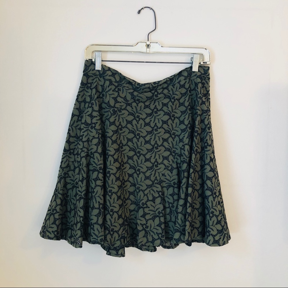 Ann Taylor spring skirt in green and navy